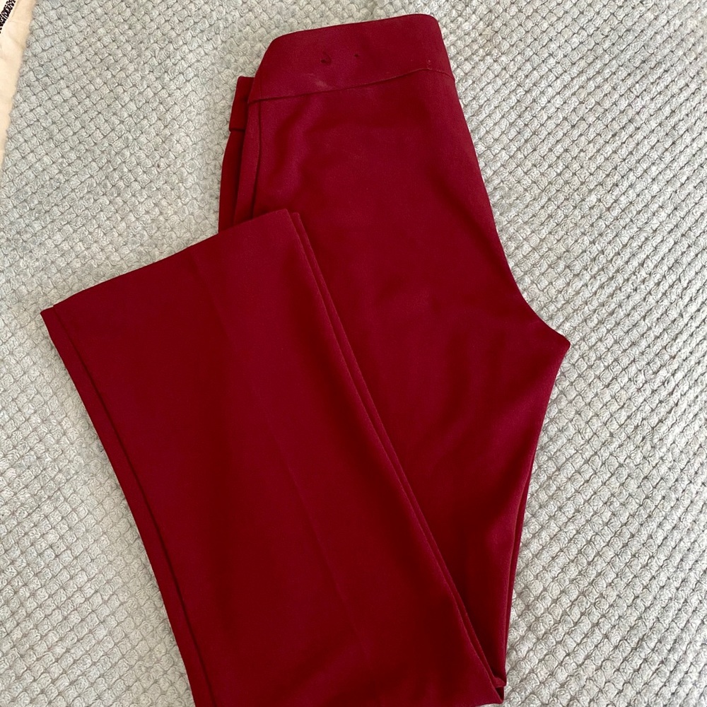 Maroon Stretch Dress Pant 🍎